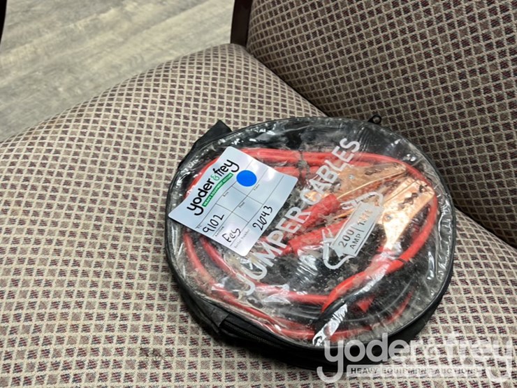 jumper-cables-200-amp-13'-image-2