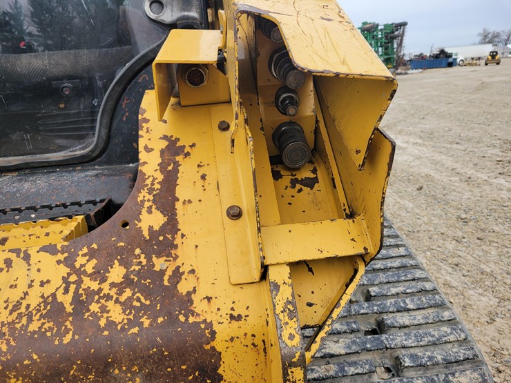 2016-caterpillar-299d-image-8