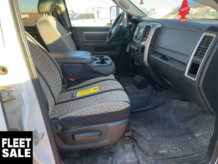 2014-ram-5500-4x4-s/a-bucket-truck-image-17