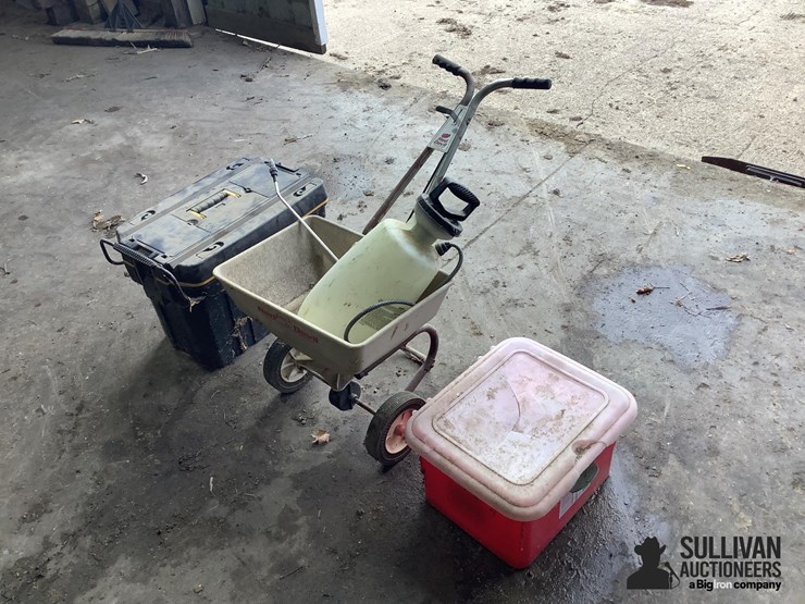 walk-behind-spreader,-hand-sprayer,-&-containers-image-1