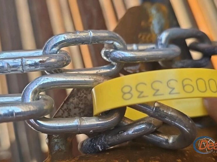 24'x6'-free-standing-metal-fence-panel-image-3