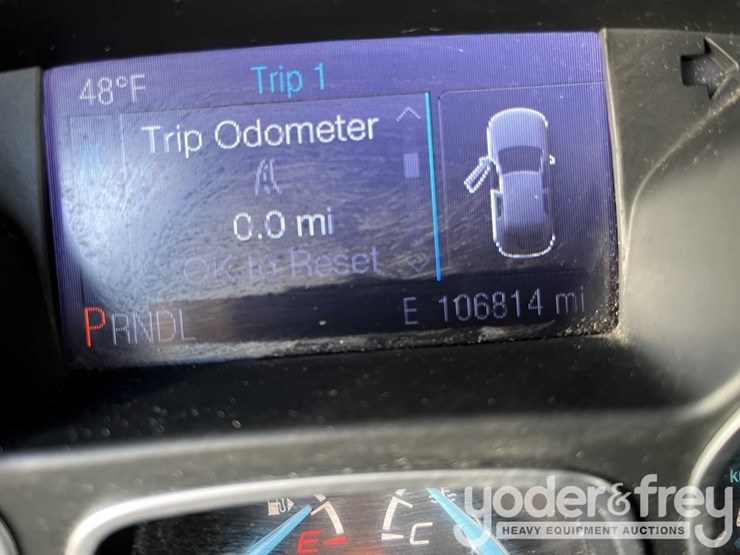 2014-ford-focus-image-35