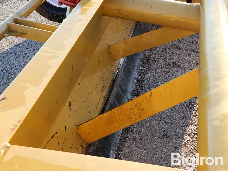 brown-9'-pull-type-scraper-image-12