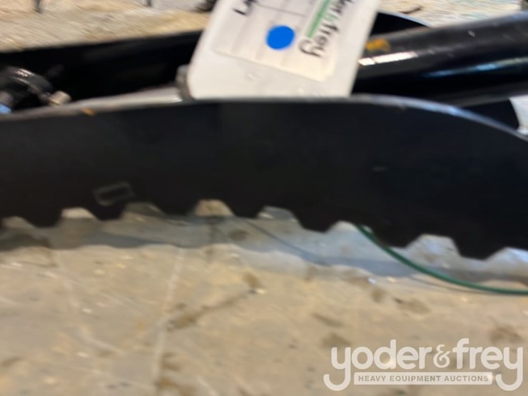 tpm-hydraulic-thumb-to-suit-mini-excavator,-1”-pin-image-5