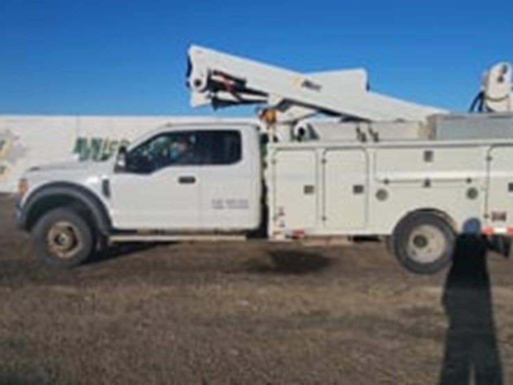 2017-ford-f550-image-5