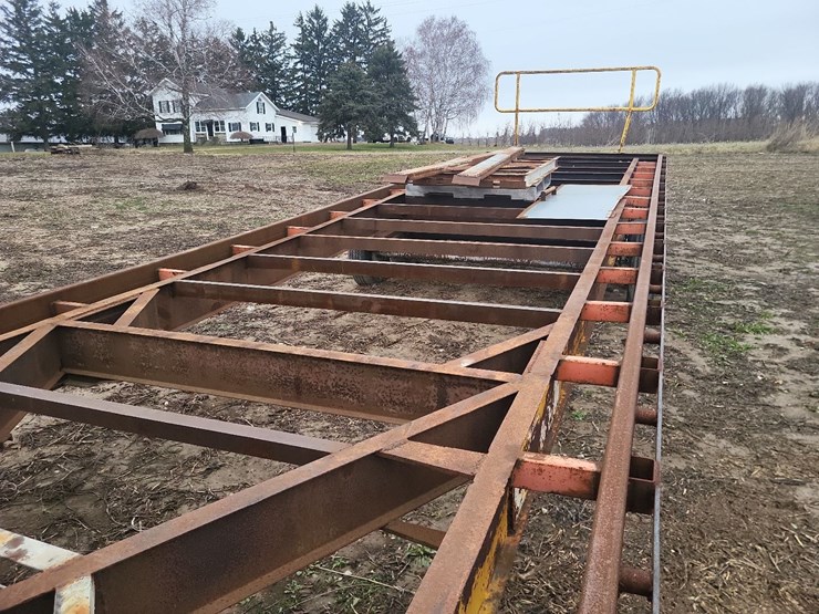 gooseneck-triaxle-trailer-frame---no-title-image-8