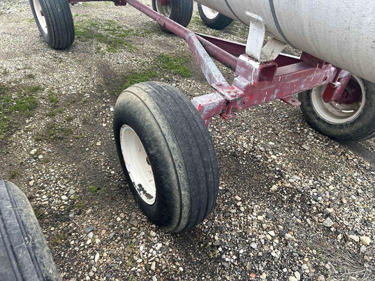 1000-gal.-nh3-tank-on-gear-#71-image-9