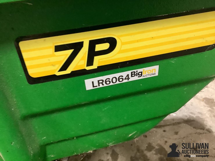 john-deere-7p-poly-cart-image-12