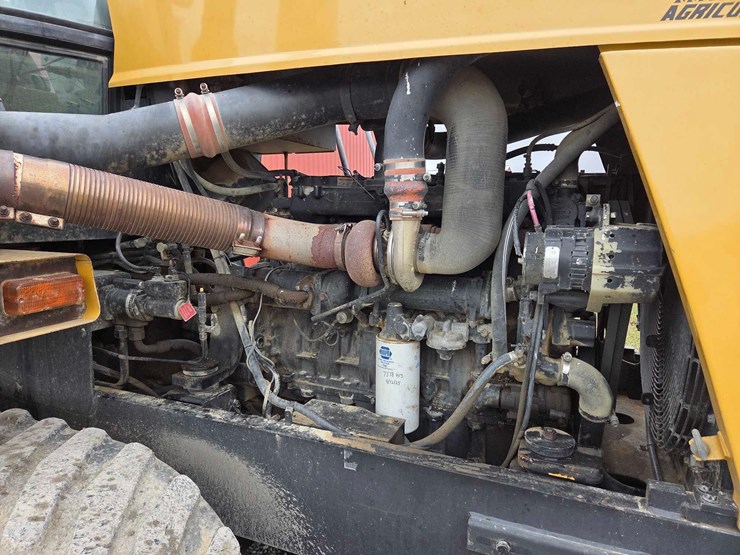 cat-75c-track-tractor-image-34