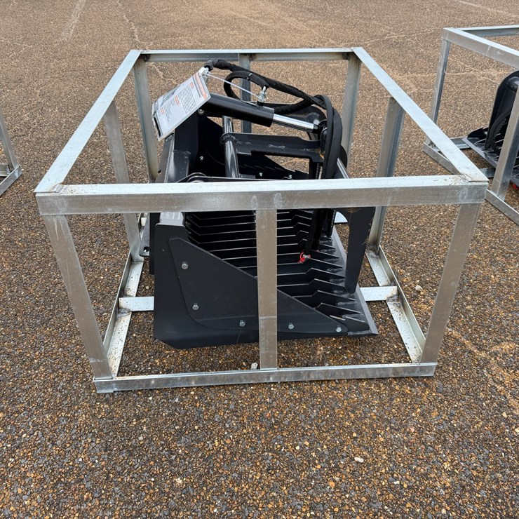 #7947 • Mini Skid Steer Rock Grapple