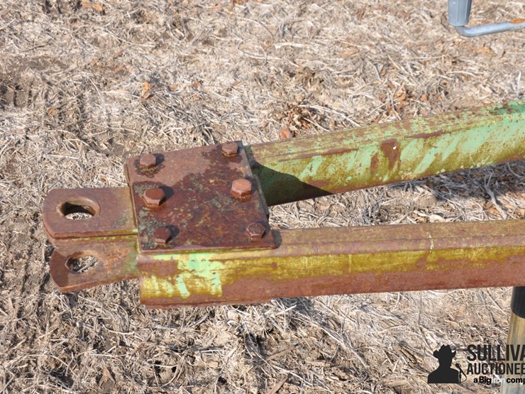 john-deere-230-image-9