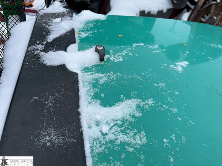 2013-john-deere-7400-image-24