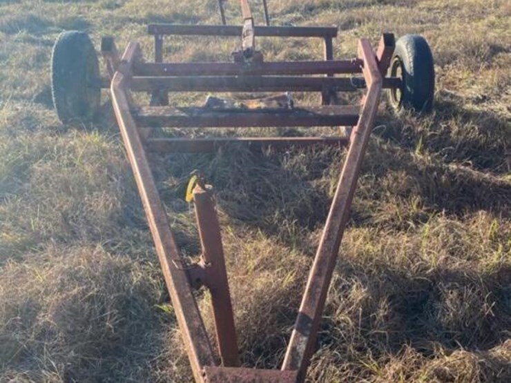 1-bale-hay-dolly-image-1