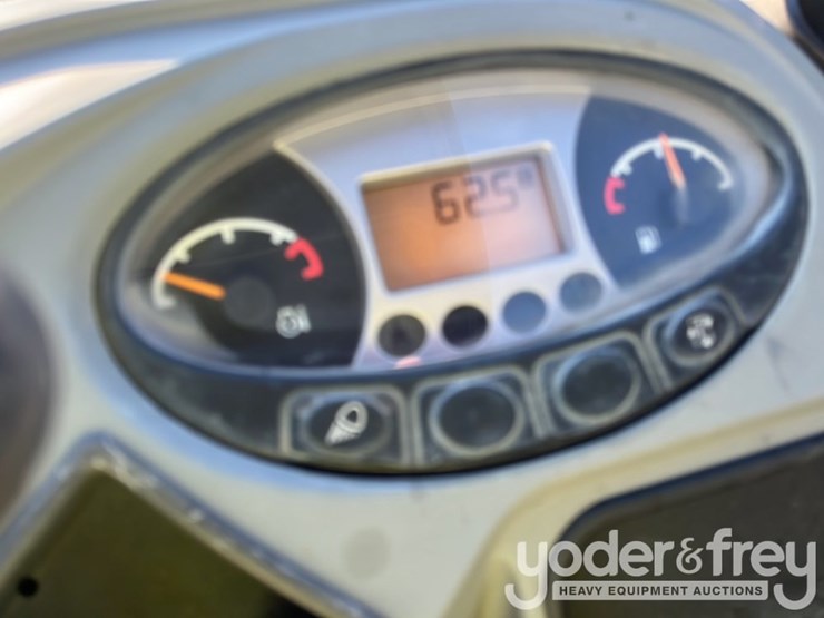 2022-bobcat-e20-image-30