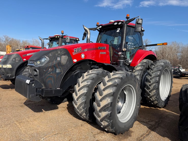 2020-case-ih-magnum-280-image-3