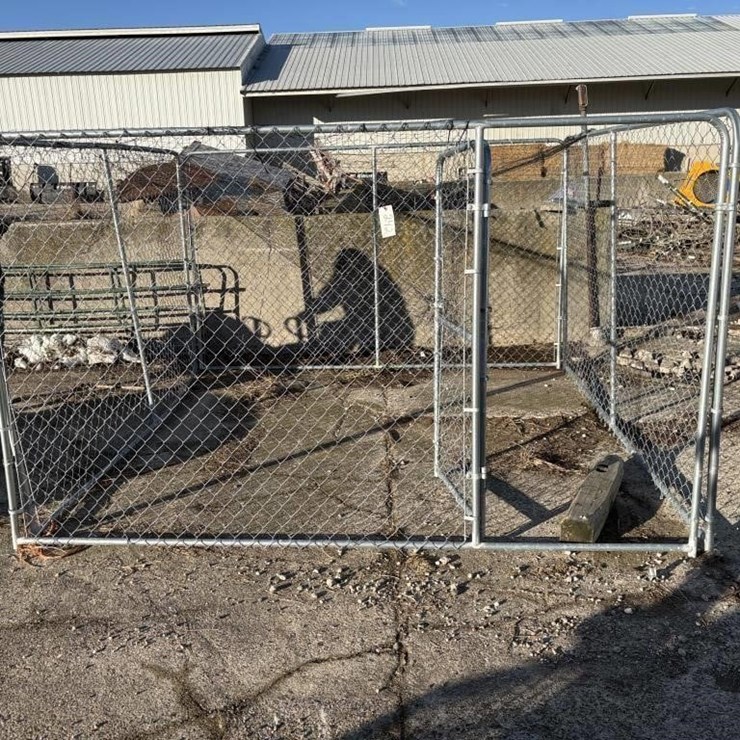 10' x 10' Dog Kennel