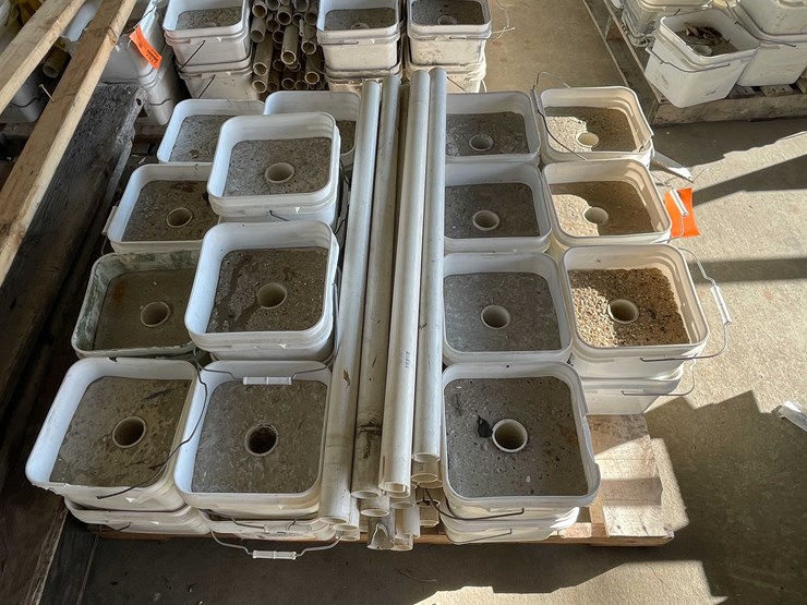 #2788-•-portable-safety-barrier-image-9