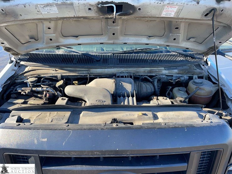 2011-ford-e-series-s/a-cube-van-image-11