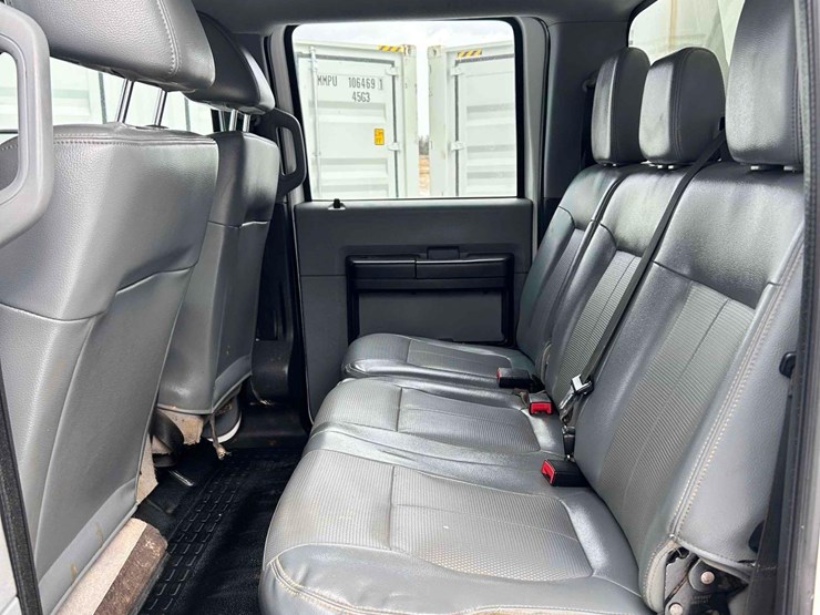 2015-ford-f350-image-16