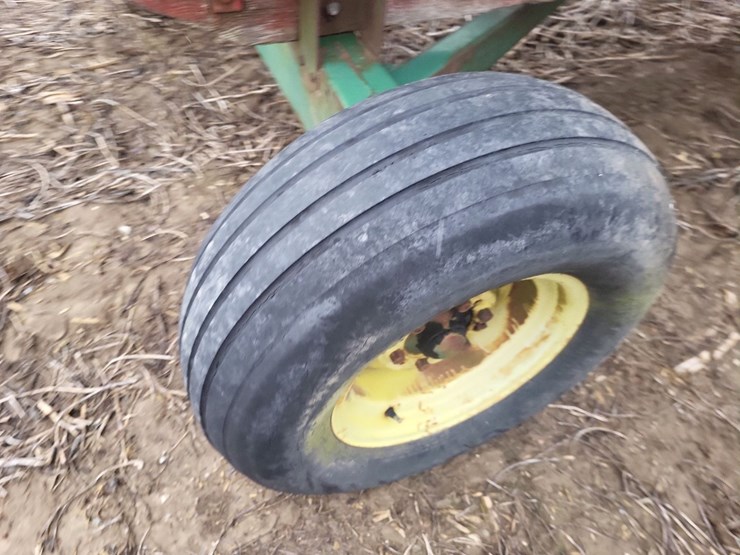 hopper-wagon-w/running-gear-image-23