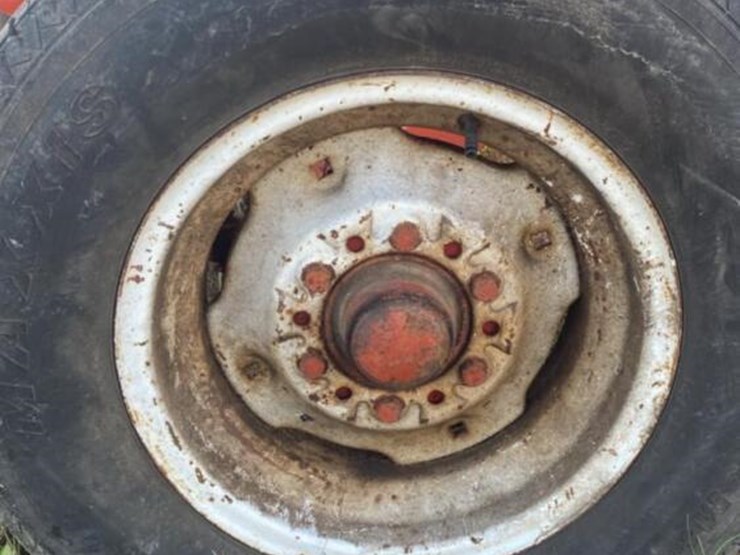 gravity-wagon-w/-parker-auger-image-9