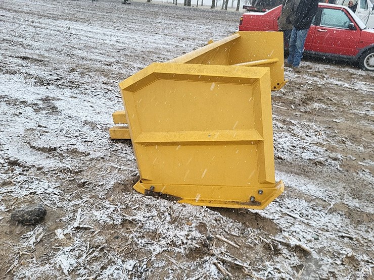 10'-snow-pusher-image-3