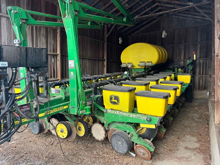 john-deere-1770-image-13