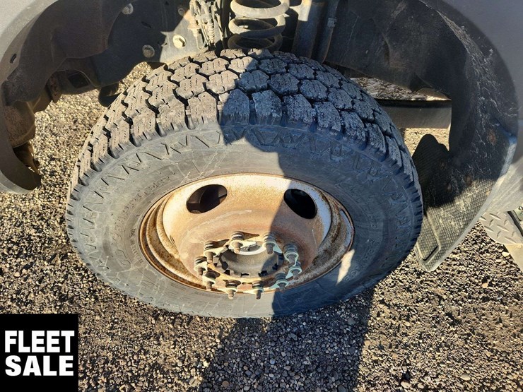 2017-ford-f550-image-10