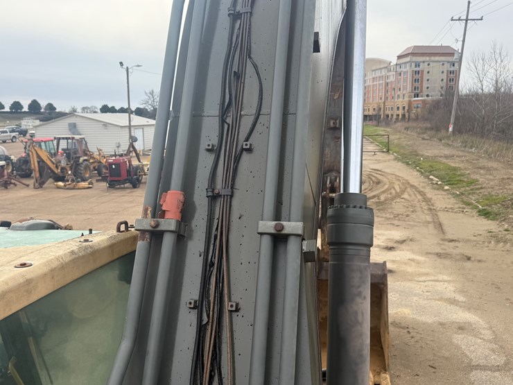 volvo-ec330-image-43