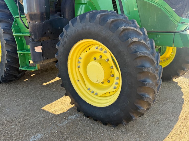 john-deere-6145r-image-14