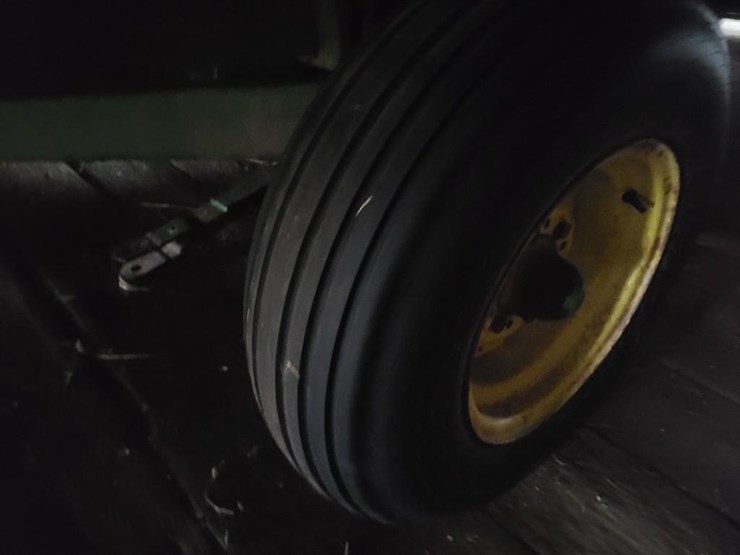 john-deere-1065-image-28