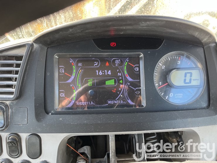 2014-komatsu-wa320-7-image-35