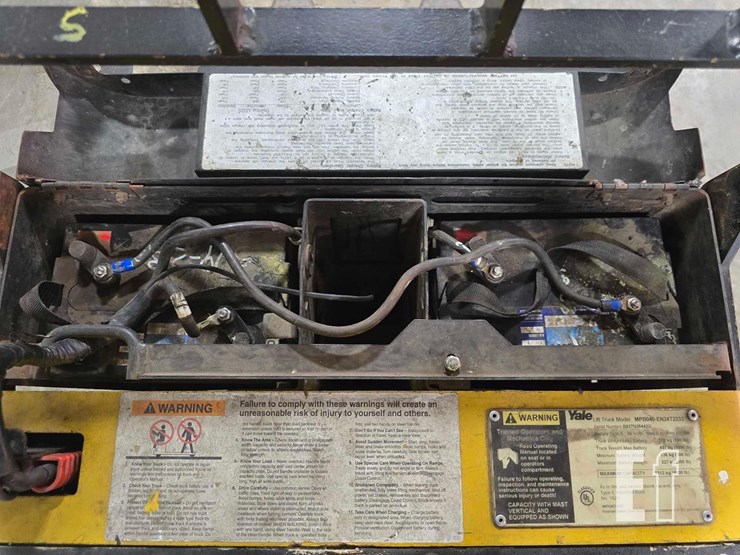 2009-yale-mpb040e-image-14