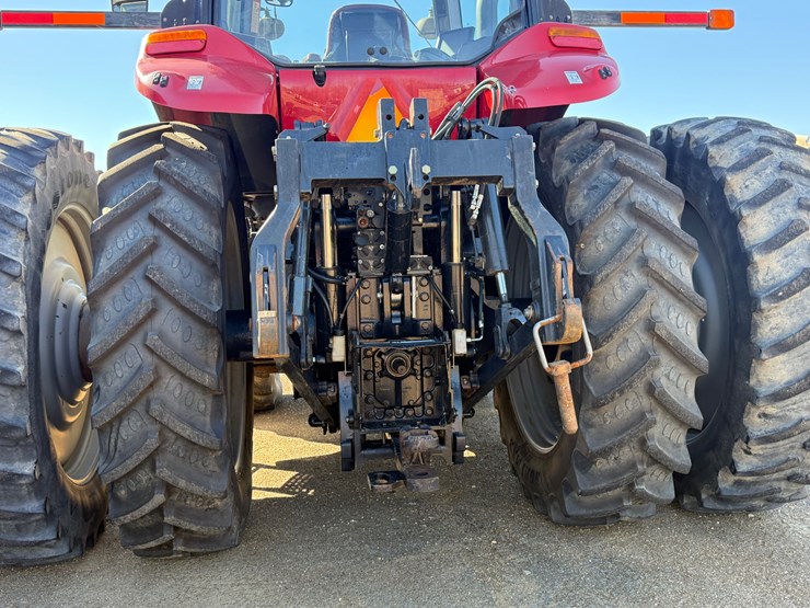 2016-case-ih-magnum-310-image-9