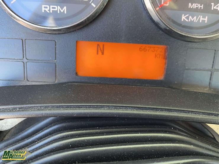 2017-international-prostar-image-22