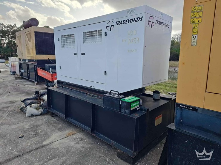 2010-tradewinds-tp-80-kw-standby-generator-image-1