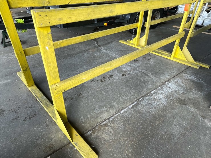 #2275-•-wooden-roof-entrance-safety-rail-image-4