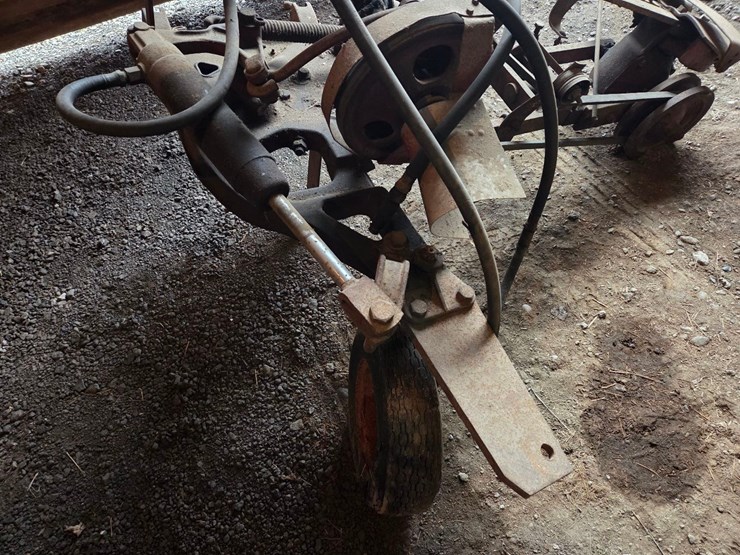 7'-mounted-sickle-bar-mower-image-9