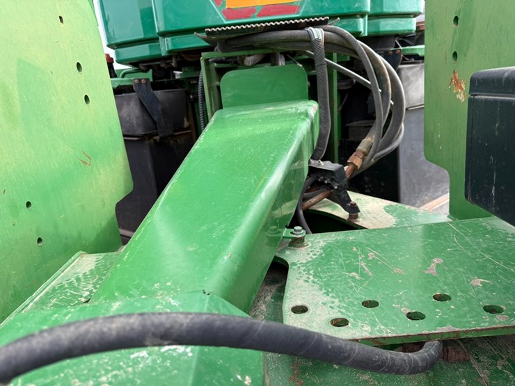 john-deere-9300-image-25