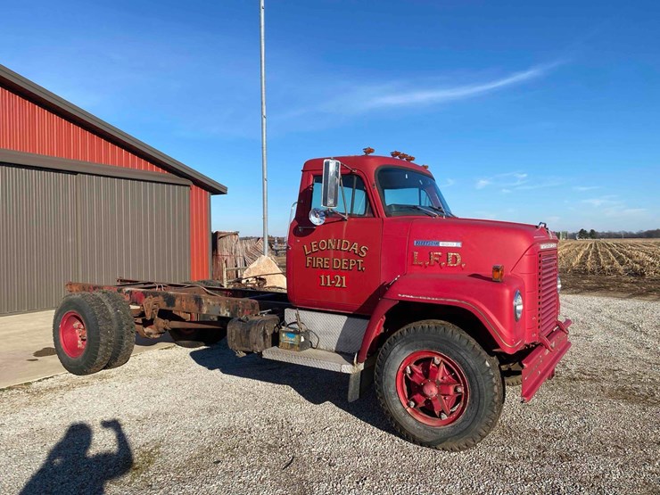 1970-international-2010a-fleetstar-firetruck-image-1