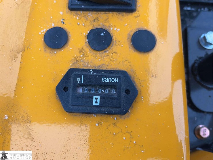 2026-unused-captok-ck15-mini-excavator-image-9