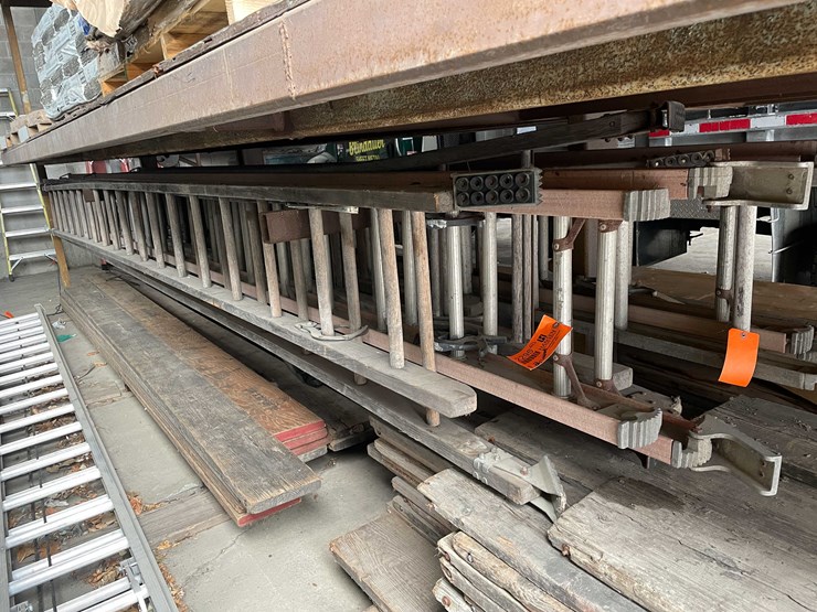 #2296-•-(3)-ladders-image-1