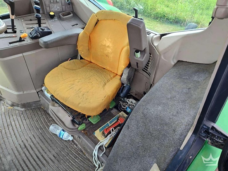 2012-john-deere-6430-image-11