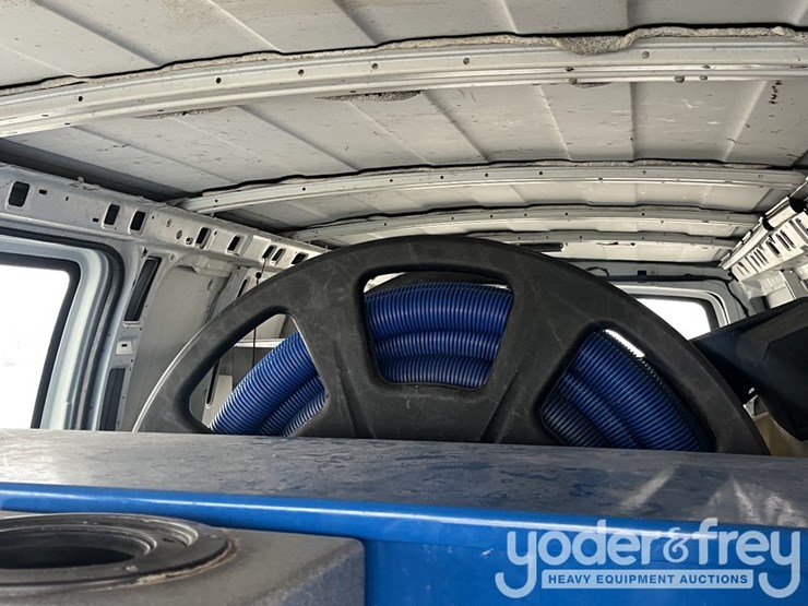 2009-chevrolet-express-3500-image-22