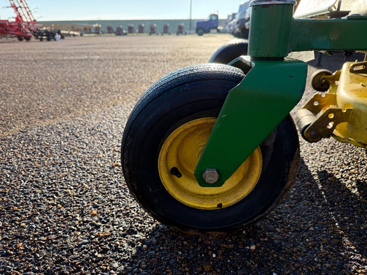 john-deere-z515e-image-11