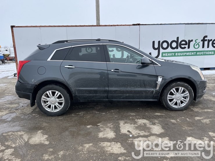 cadillac-srx-image-8