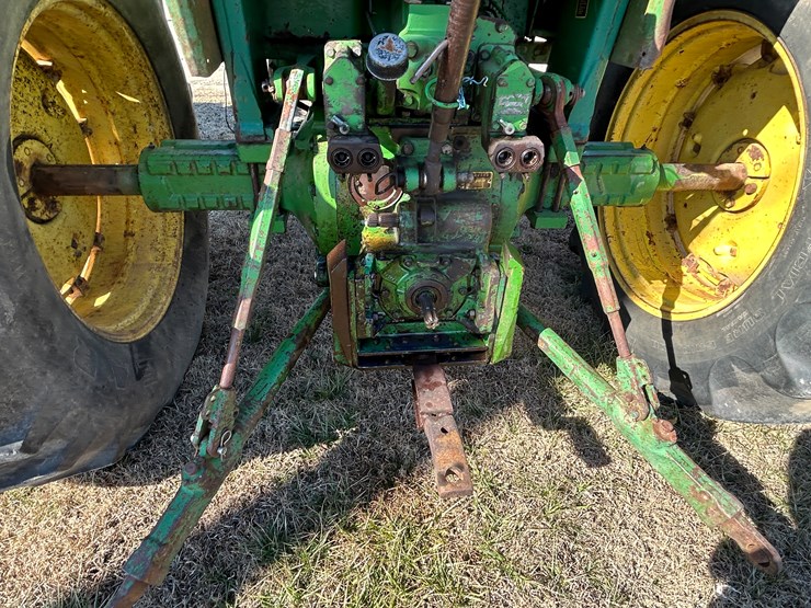 john-deere-4230-image-8