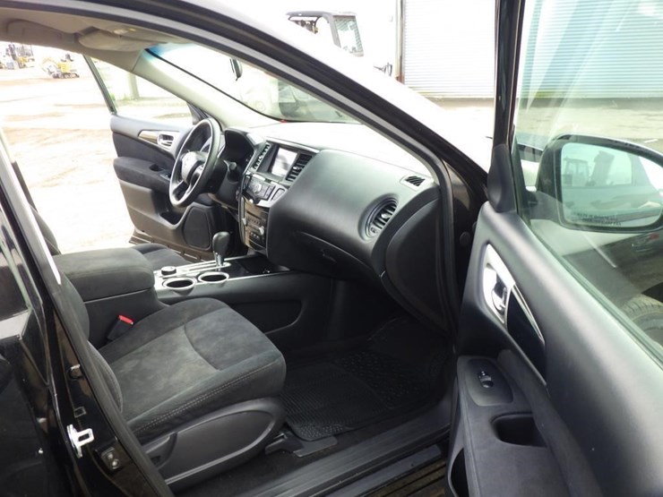 2014-nissan-pathfinder-image-6