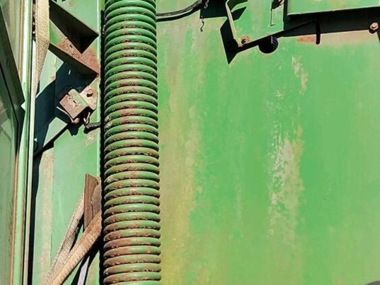 john-deere-530-image-17