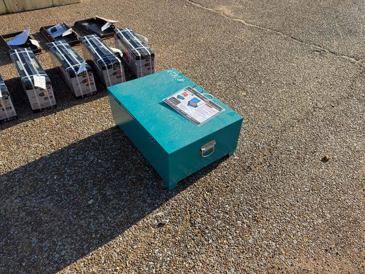 #7820-•-ratchet-tie-down-&-flatpack-tool-box-image-4